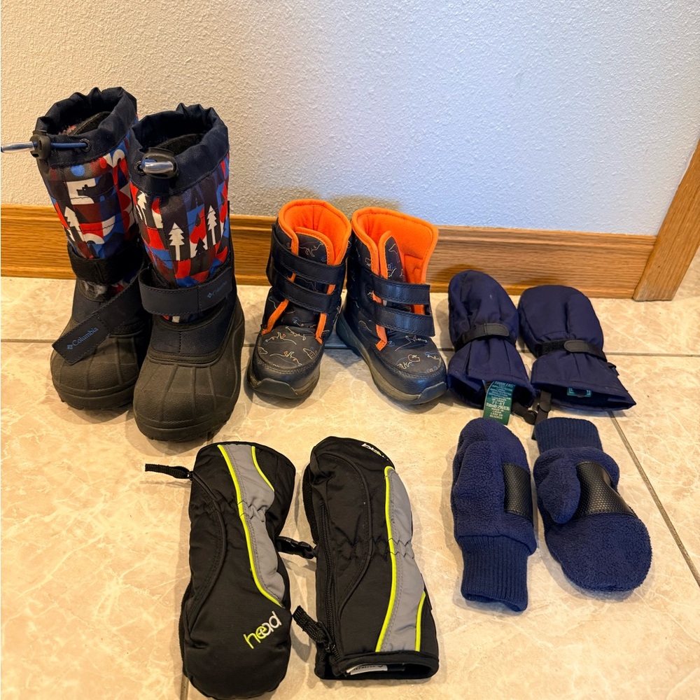 Columbia Kids' Blue and Red Winter Mittens